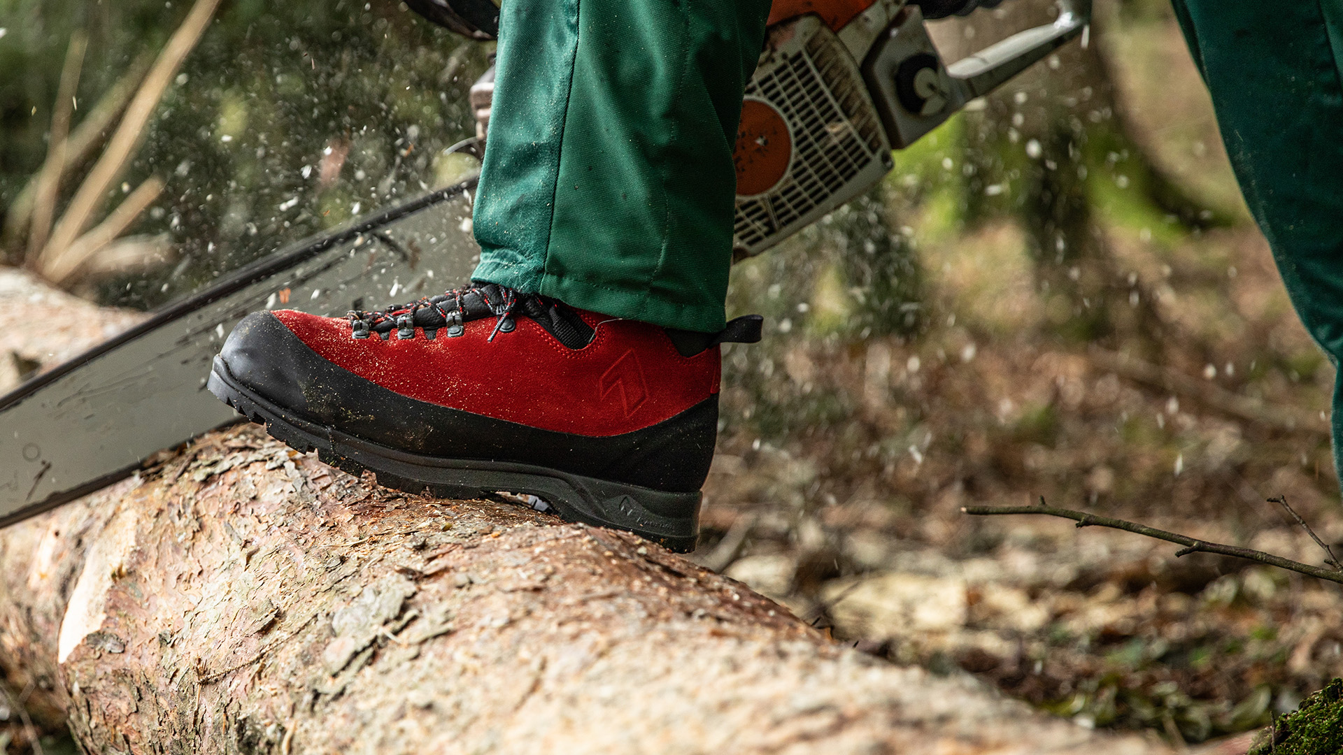 07958_actionbild_launch_protector-forest-2-1-mid_1920x1080px_082023