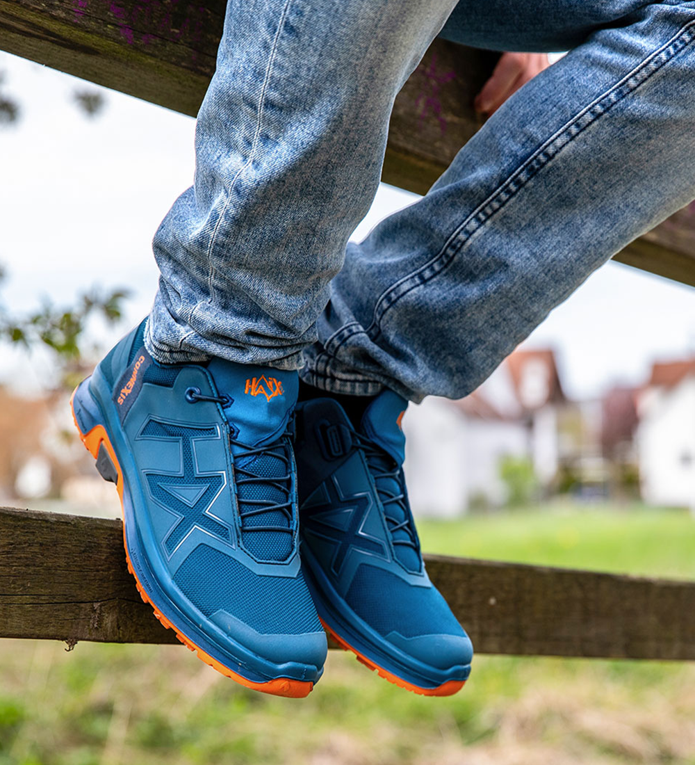 360023_CNX_blue-orange_1000x1100 360023_CNX_blue-orange_1000x1100